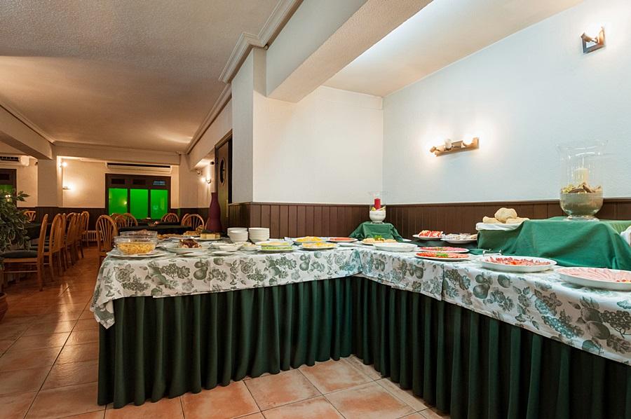 Hotel Alcantara Caces エクステリア 写真