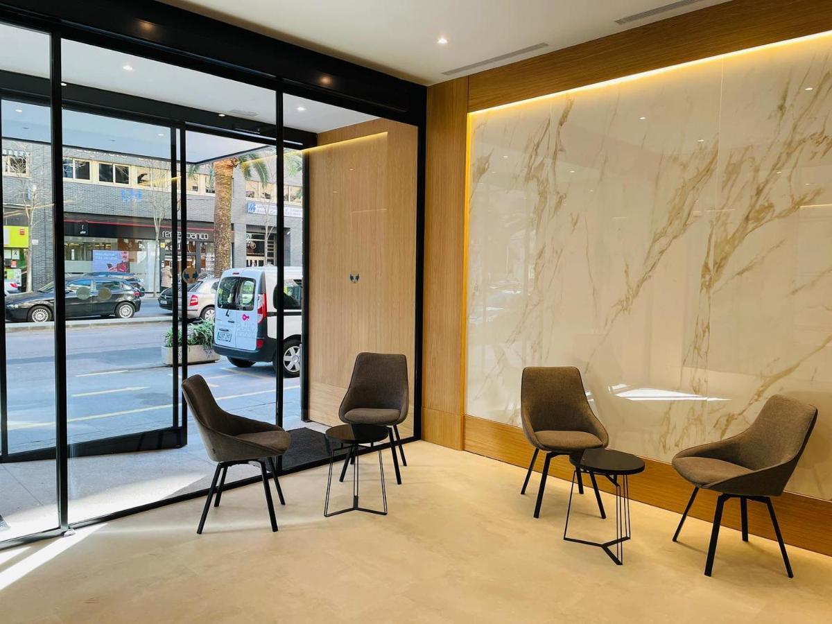 Hotel Alcantara Caces エクステリア 写真
